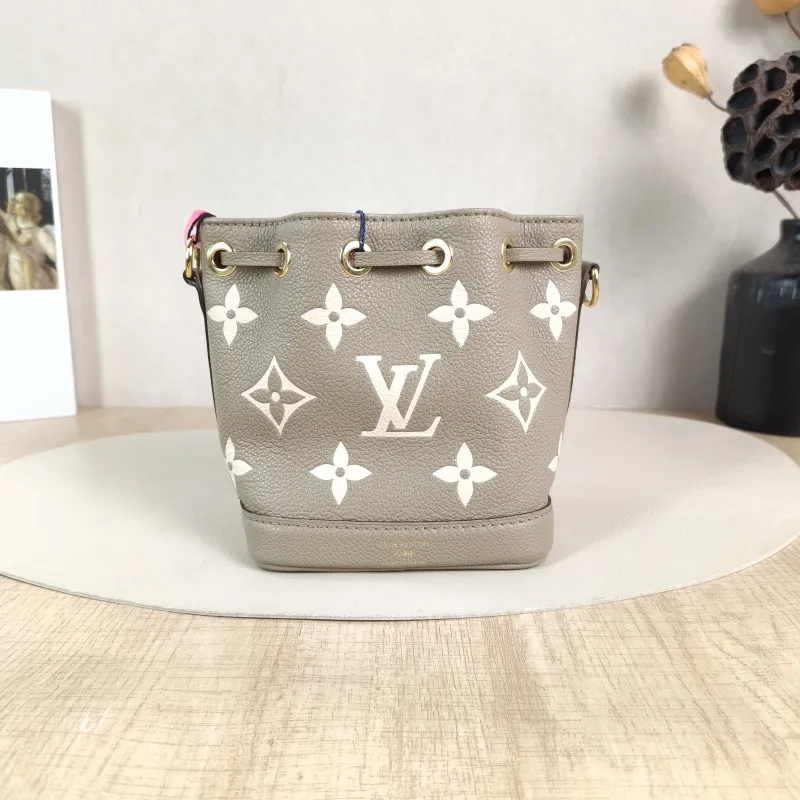 Louis Vuitton Crossbody Bag NANO NOÉ Bucket Bag Nano · White Empreinte Embossed Calfskin nano 13 × 10 × 16 cm — cover view 5 of 5