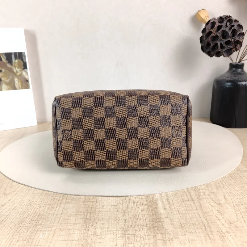 Louis Vuitton Crossbody Bag Speedy20 Shoulder Strap PVC Small 20.5 × 12 × 13.5 cm — cover view 3 of 5