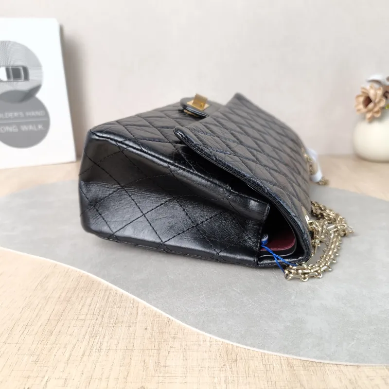 Chanel Shoulder Bag 2.55 Black Calfskin Medium 28 × 7.5 × 19.5 cm 18 — detail view 6 of 11