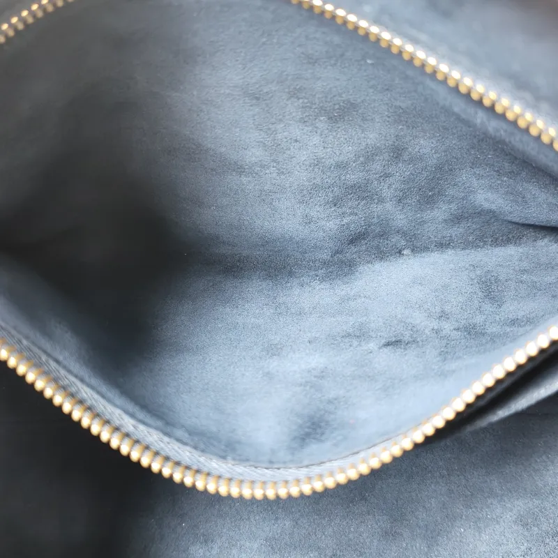 Louis Vuitton Crossbody Bag Carryall Black Calfskin Small29.5 × 12 × 24 cm — detail view 3 of 13