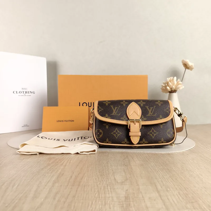 Louis Vuitton Crossbody Bag Diane Baguette Bag Monogram PV Cnano19 × 6 × 10.5 cm — cover view 6 of 6