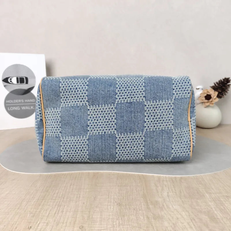 Louis Vuitton Crossbody Bag Speedy25 Medium 25 × 15 × 19 cm — cover view 2 of 6