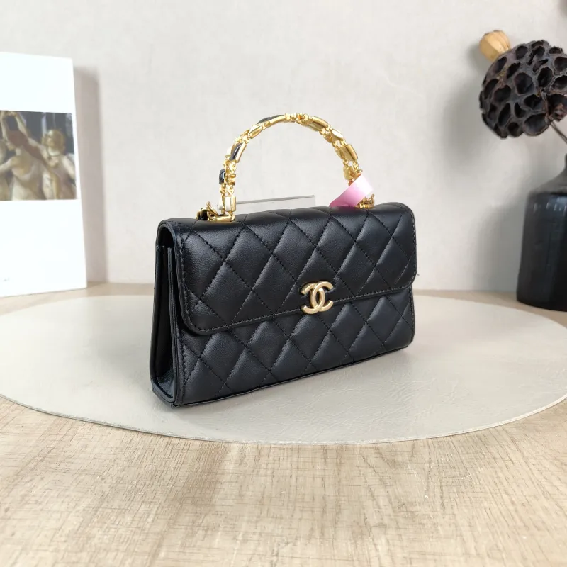Chanel Crossbody Bag kelly Black Lambskin One Size 18.5 × 4.5 × 10 cm — cover view 2 of 6