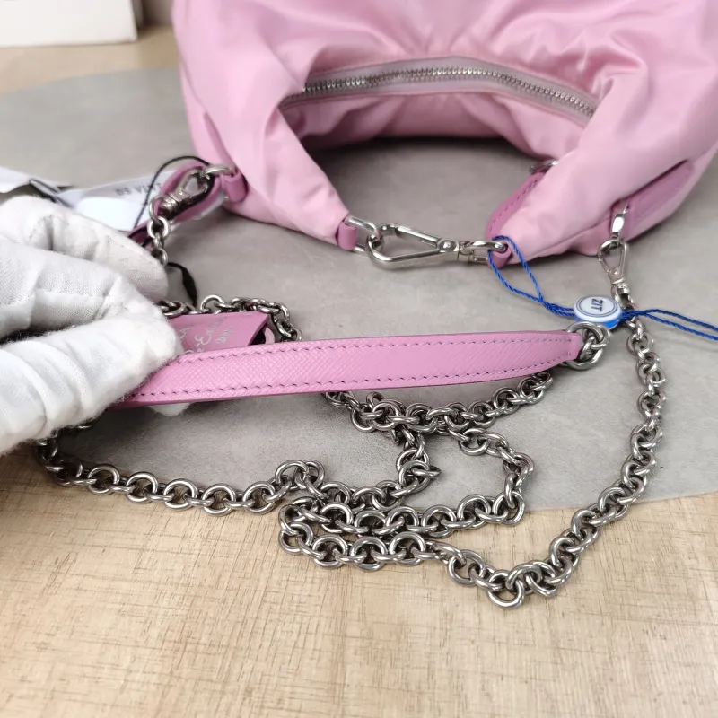 PRADA Shoulder Bag Re-Edition 2006 Shoulder Bag Nylon One Size22 × 5 × 15 cm — detail view 5 of 14