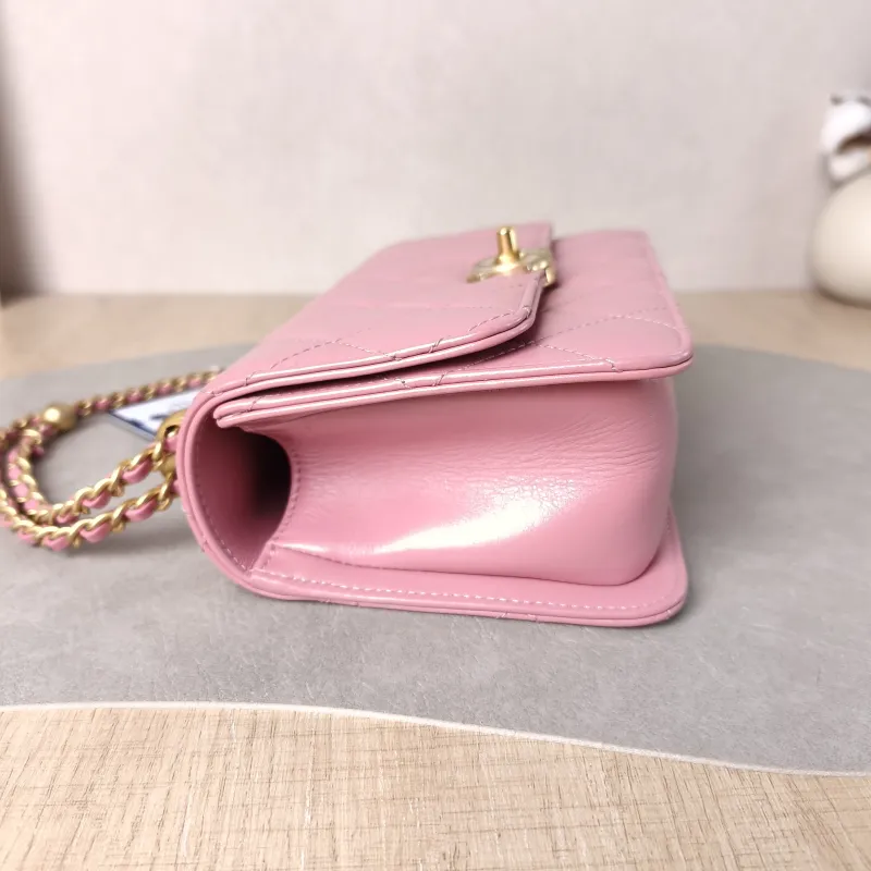 Chanel Crossbody Bag Calfskin Small 19 × 8 × 12 cm — detail view 1 of 10