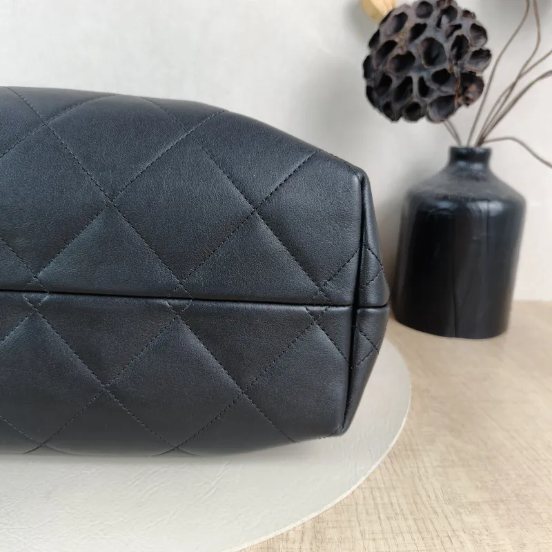 Chanel Shoulder Bag Top Handle Bag Black Calfskin One Size 36 × 14 × 24 cm — detail view 5 of 12