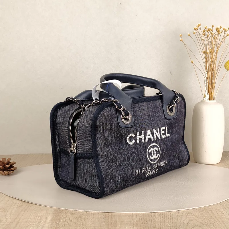 Chanel Crossbody Bag Navy Canvas One Size27 × 12 × 16 cm — cover view 3 of 6