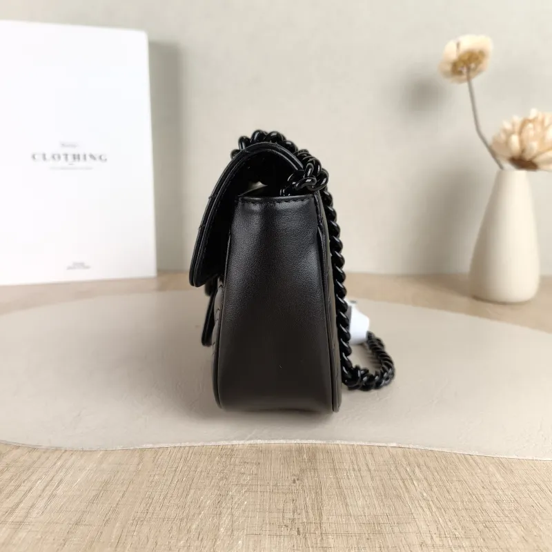 GUCCI Crossbody Bag GG Marmont Small Marmont 22 So Black Black Calfskin Small 22 × 6 × 13 cm — detail view 8 of 10