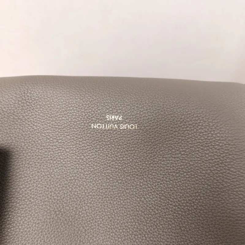 Louis Vuitton Shoulder Bag EXPRESS Shoulder Bag Grey Calfskin Small 26 × 13.5 × 17 cm — detail view 3 of 15