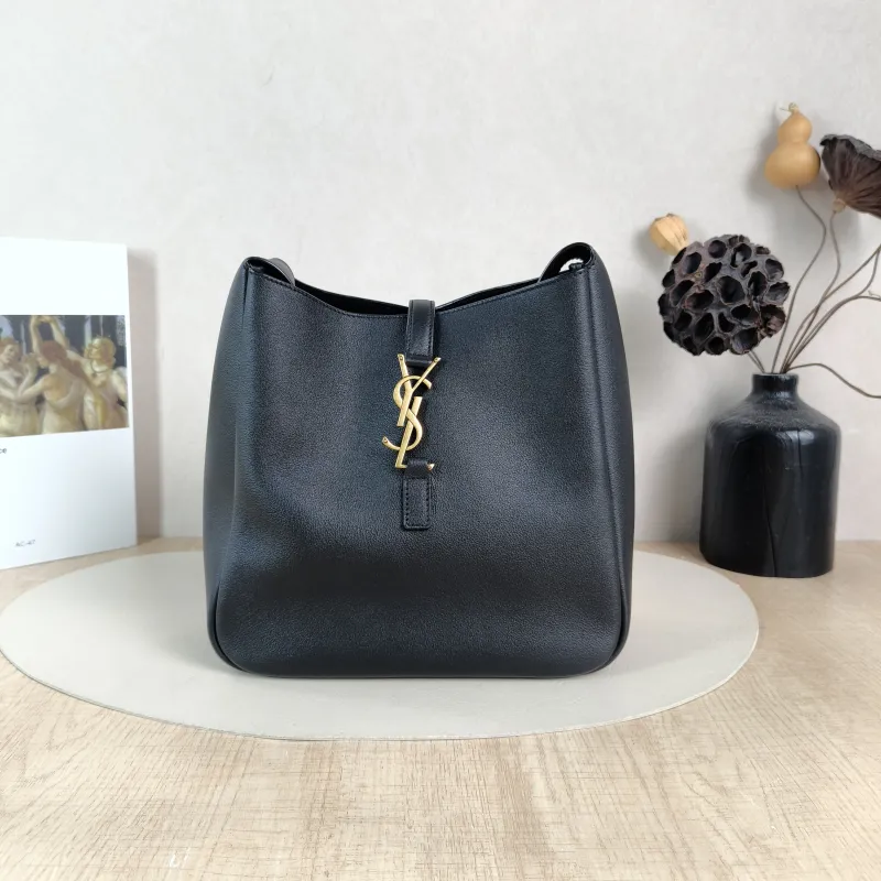 SAINT LAURENT Shoulder Bag LE 5 À 7 Hobo Black Calfskin Small 22 × 8.5 × 23 cm