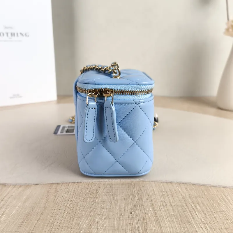 Chanel Crossbody Bag Edition Blue Lambskin One Size 10 × 7 × 9 cm 31 — detail view 10 of 12