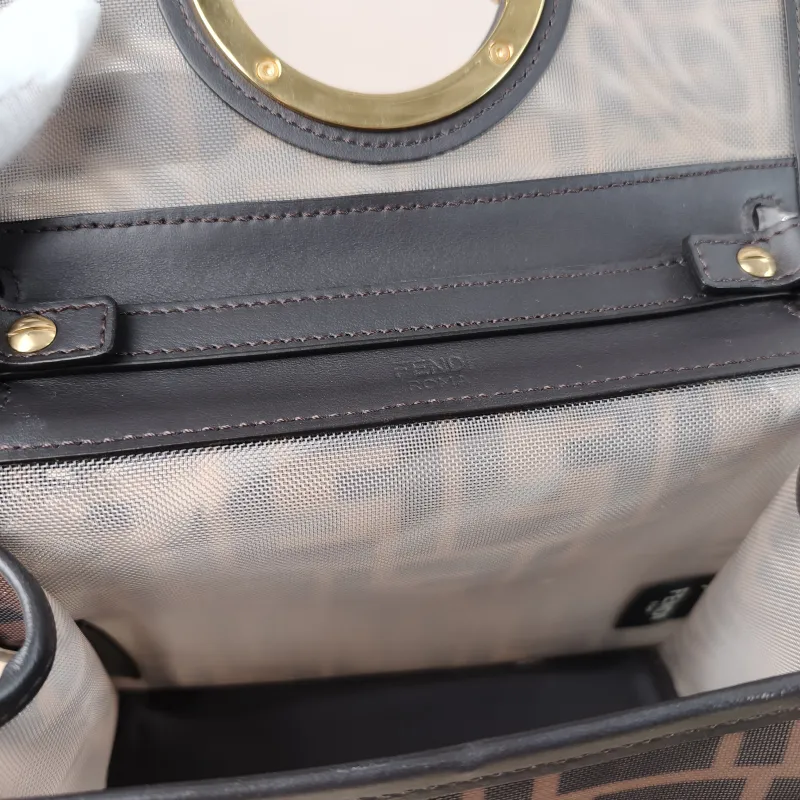 FENDI Shoulder Bag Kan IS houlder Bag Brown Calfskin One Size19 × 9 × 15.5 cm — detail view 4 of 13