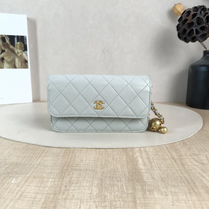 Chanel Crossbody Bag woc Collection Grey Lambskinmini17 × 5 × 9.5 cm