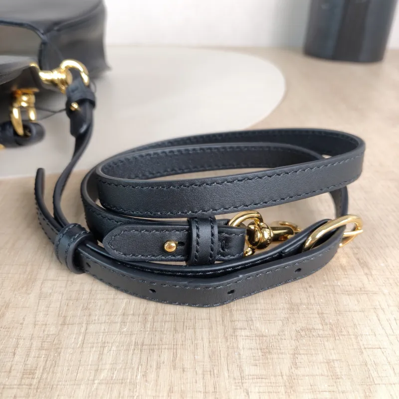 GUCCI Crossbody Bag blondie Top Handle Crossbody Bag Black Calfskin Small 26.5 × 8.5 × 16.5 cm — detail view 11 of 12
