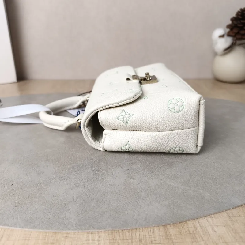 Louis Vuitton Crossbody Bag MADELEINE White · Green Calfskinnano21 × 6 × 12.5 cm — detail view 4 of 14