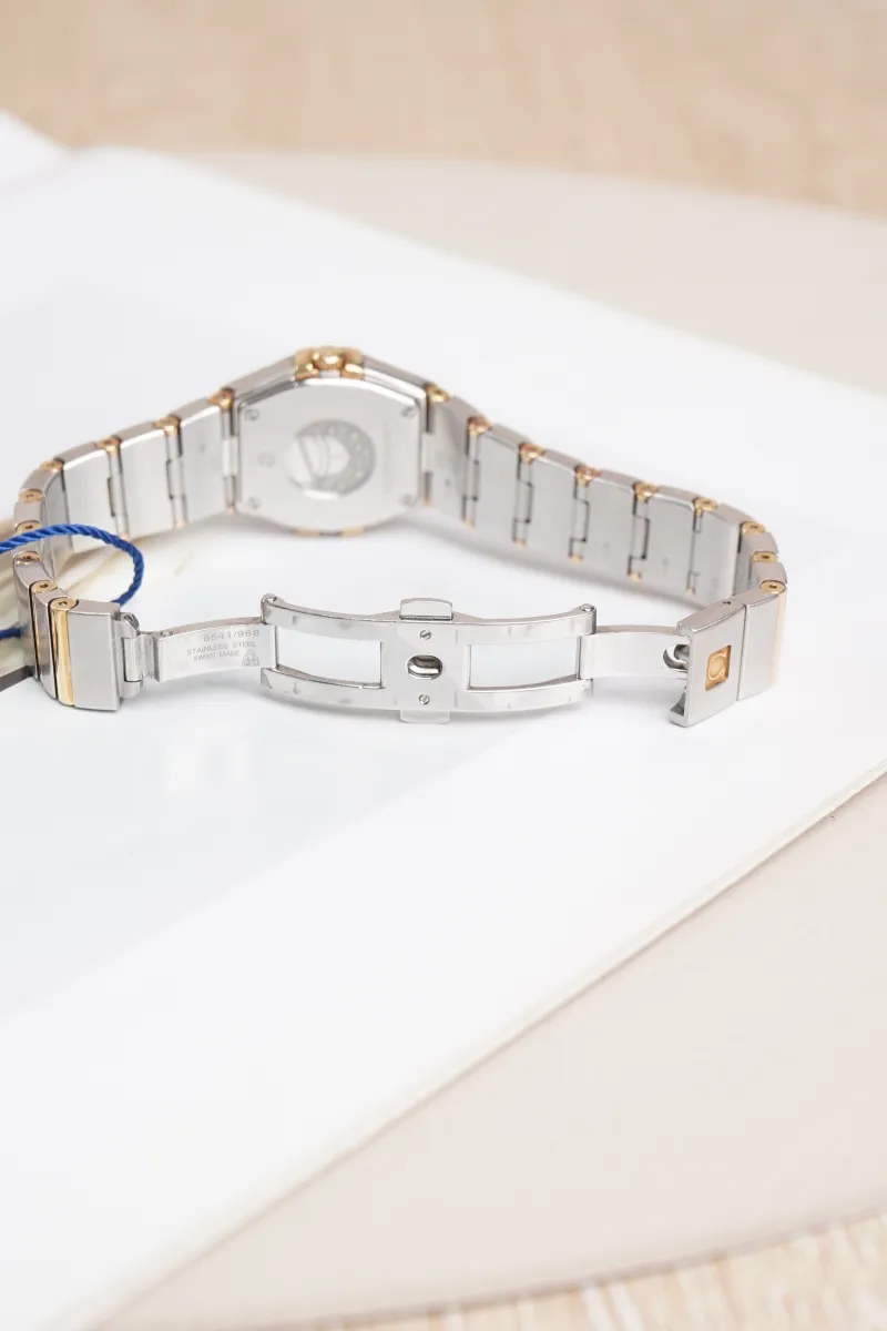 OMEGA Watch Collection Watch Gold One Size25mm — detail view 10 of 11