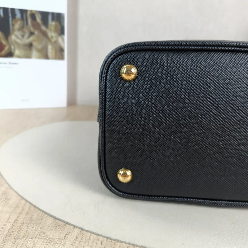 PRADA Shoulder Bag Panier Black Calfskin One Size 21.5 × 13 × 22.5 cm — detail view 5 of 13