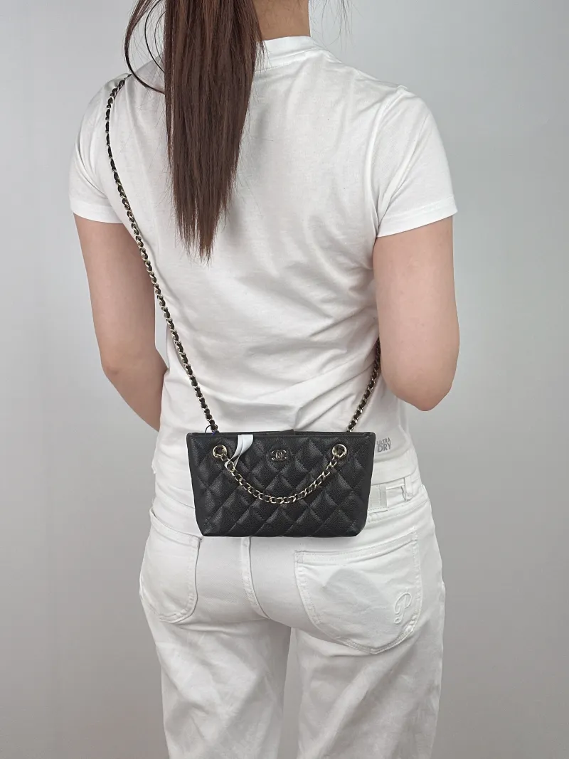 Chanel Shoulder Bag25c mini tote Black Grained Calfskin20 × 4 × 11 cm — on-model view 2 of 2