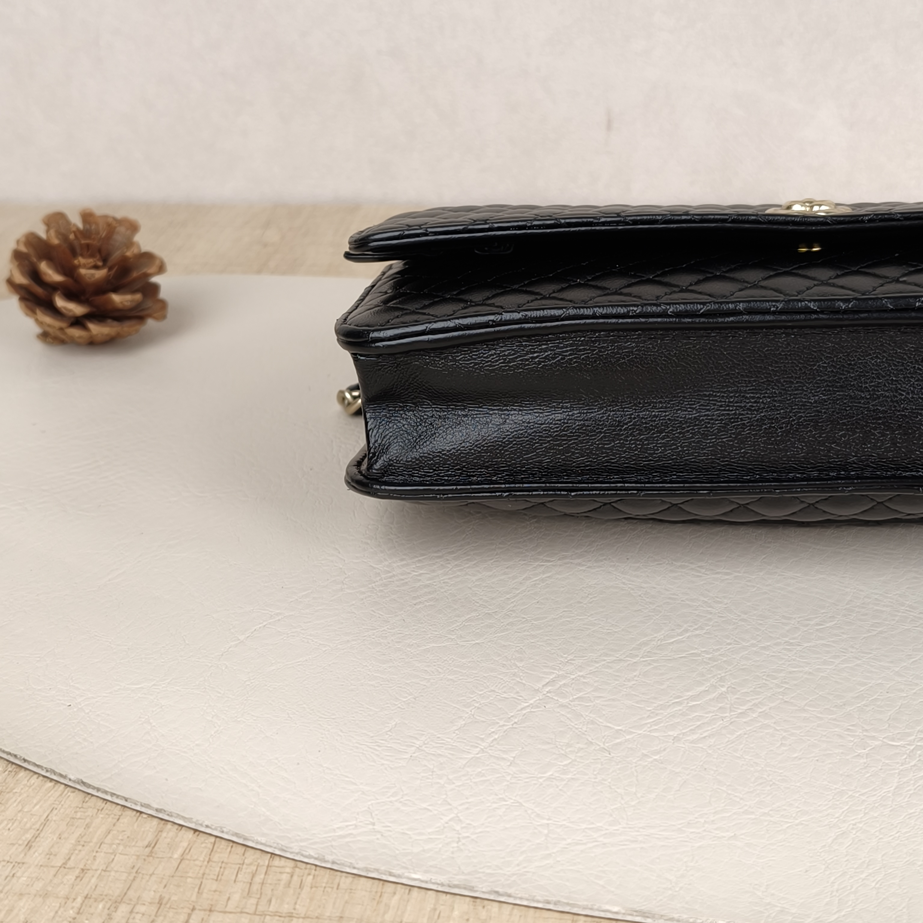 Chanel woc Black with Gold-Tone Hardware Lambskin12 · Dust Bag Authenticity Card · 19 × 4 × 12.5 cm — cover view 3 of 9