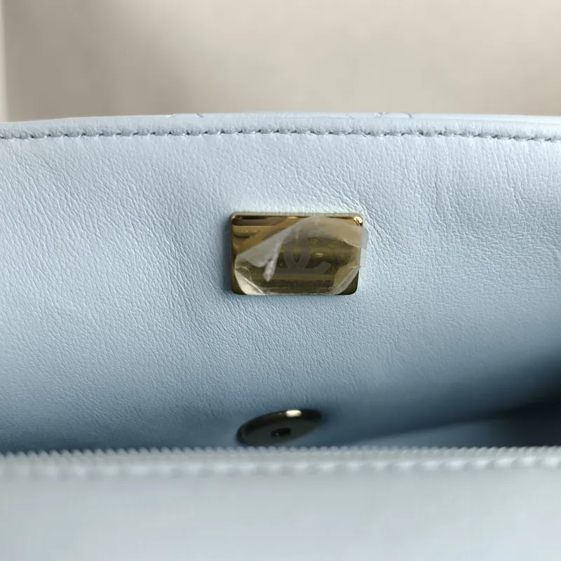 Chanel Crossbody Bag Classic Flap Large Mini CF Mini Blue Lambskin mini 20 × 6 × 12 cm — detail view 3 of 13