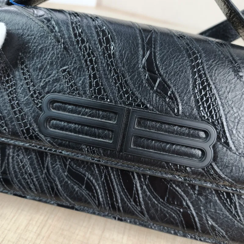 BALENCIAGA Shoulder Bag GOSSIP Black CC alfskin Small 23.5 × 10.5 × 12.5 cm — detail view 4 of 12