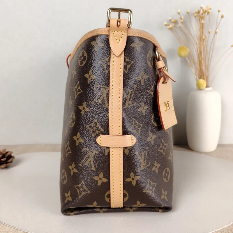 Louis Vuitton Crossbody Bag Carryall Monogram PVC Small 29 × 12 × 24 cm — detail view 8 of 11