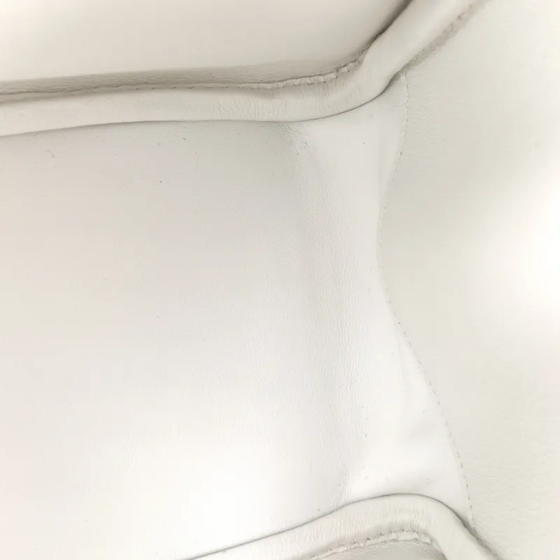 Hermès Crossbody Bag Lindy 2601White Evercolor Calfskin Small26 × 12 × 18 cm — detail view 11 of 11