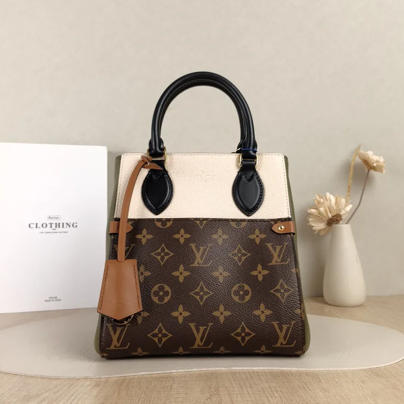 Louis Vuitton Top Handle Bag Fold Tote Colorblock PVC · Calfskin Small20 × 18 × 22 cm
