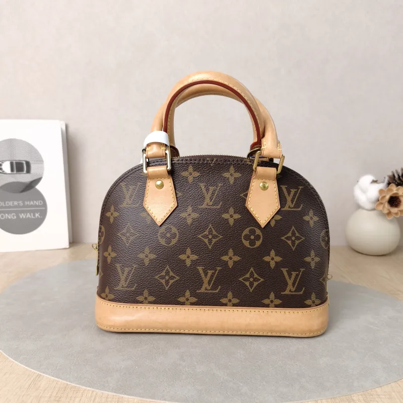 Louis Vuitton Crossbody Bag Alma BB Monogram PVC BB 23.5 × 11.5 × 17.5 cm