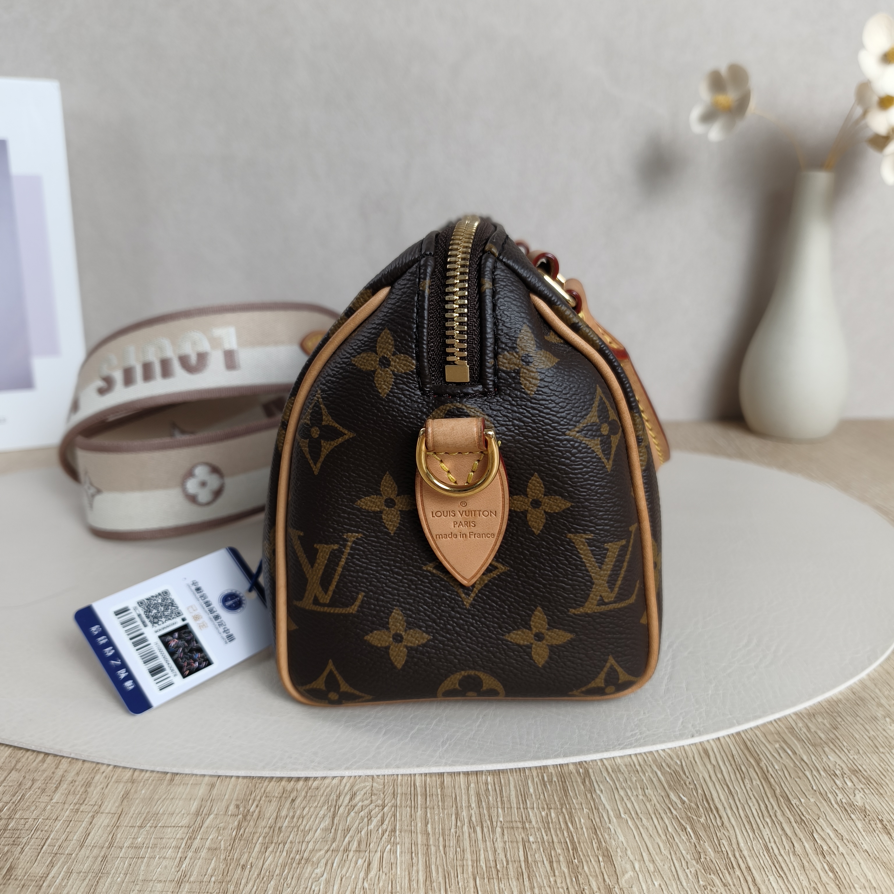 Louis Vuitton Crossbody Bag Speedy20 Shoulder Strap PVC Small20.5 × 12 × 13.5 cm — cover view 5 of 10