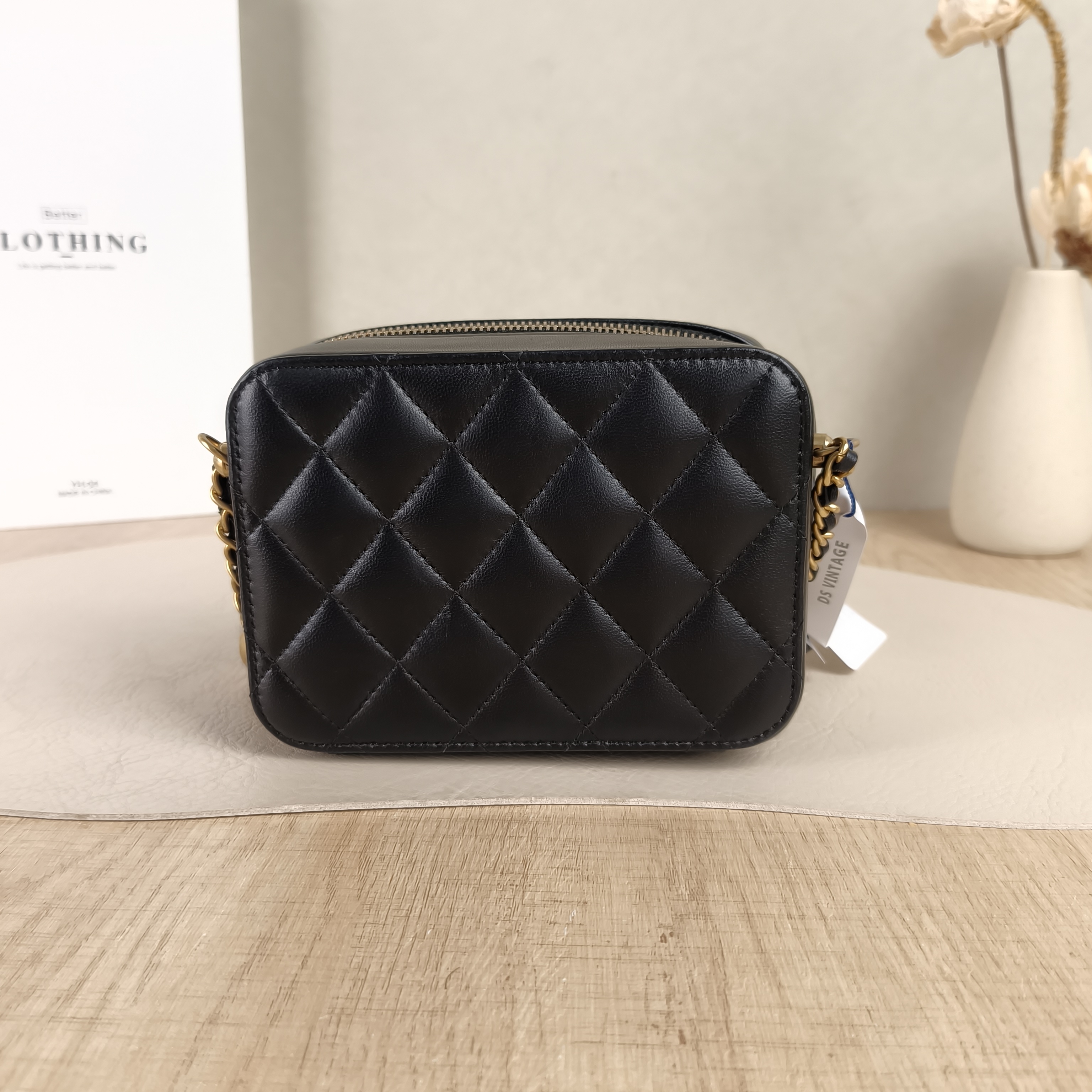 Chanel Crossbody Bag Camera Bag Black Lambskin One Size15 × 6 × 10 cm — cover view 2 of 5
