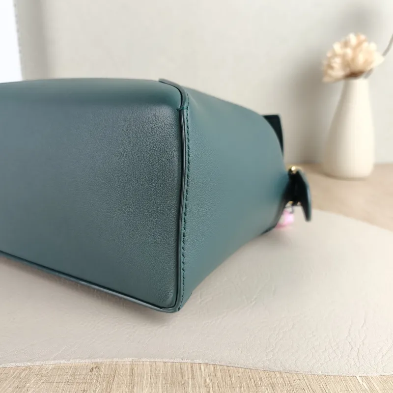 LOEWE Crossbody Bag Puzzle Green CC alfskin Small 24 × 10.5 × 16.5 cm — detail view 10 of 12