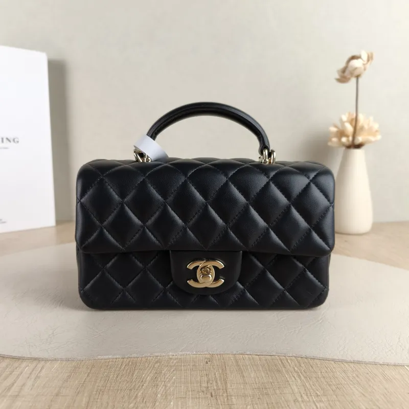 Chanel Crossbody Bag mini Black Lambskin mini 20 × 6 × 12 cm