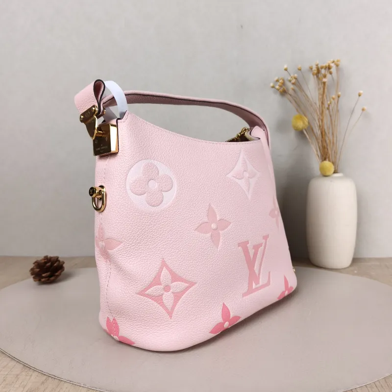 Louis Vuitton Shoulder Bag Marshmallow Vanity Case Bag Pink Calfskin One Size 24 × 13 × 22 cm — cover view 3 of 5