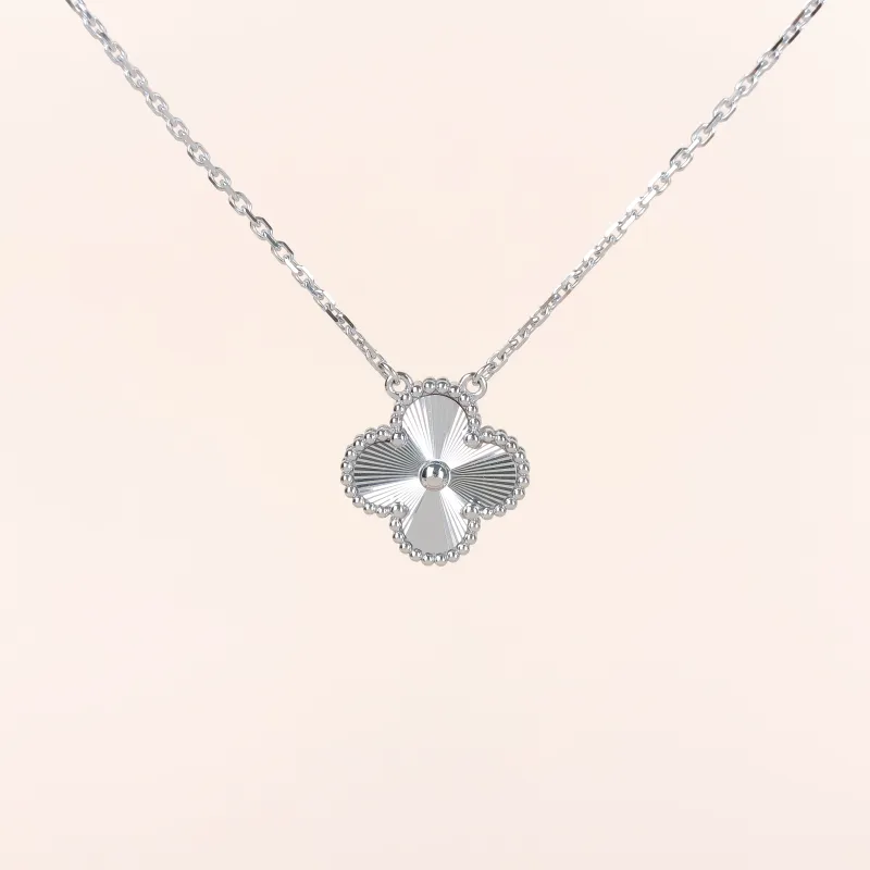 Van Cleef & Arpels Necklace Alhambra Alhambra Collection Necklace White Gold White Gold 18KW hite Gold Vintage Small 42cm