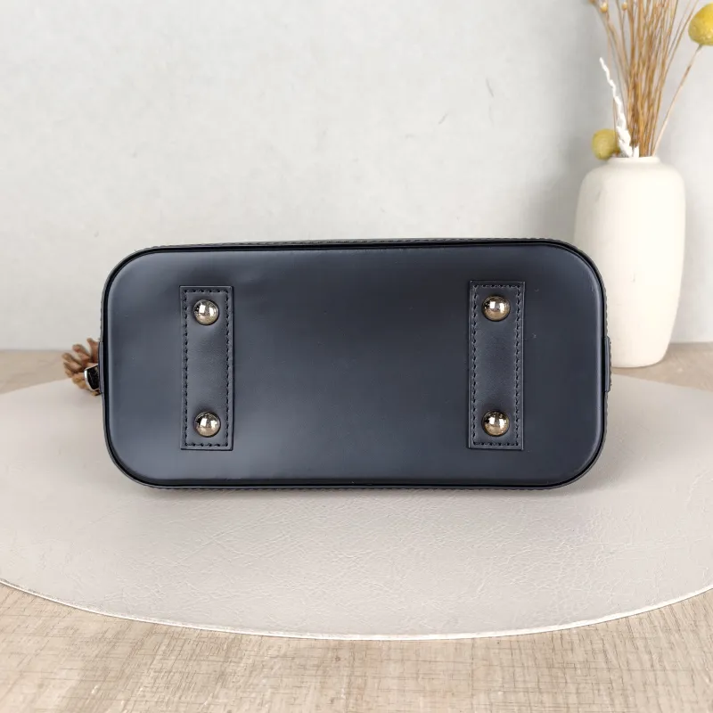 Louis Vuitton Top Handle Bag Alma BB Blue Epi Embossed Calfskin BB 23.5 × 11.5 × 17.5 cm — cover view 2 of 5