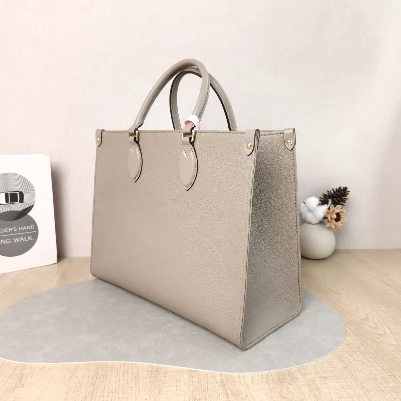 Louis Vuitton Shoulder Bag Onthego Medium Monogram Empreinte Embossed Calfskin Medium 35 × 14 × 27 cm — cover view 4 of 5