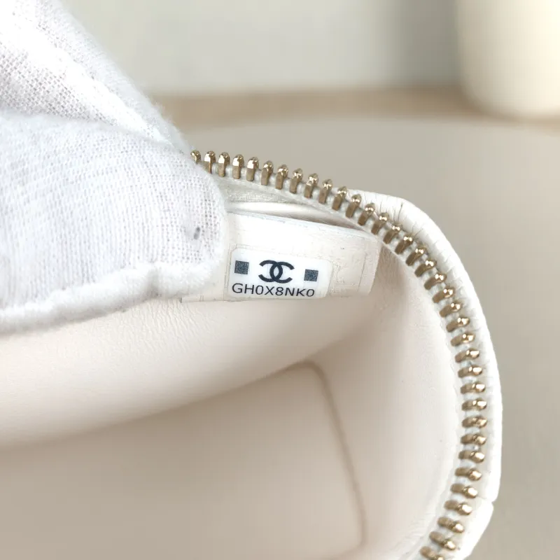 Chanel Crossbody Baglp Box Bag Top Handle Crossbody Bag White Calfskin One Size19.5 × 5 × 17 cm — detail view 4 of 12