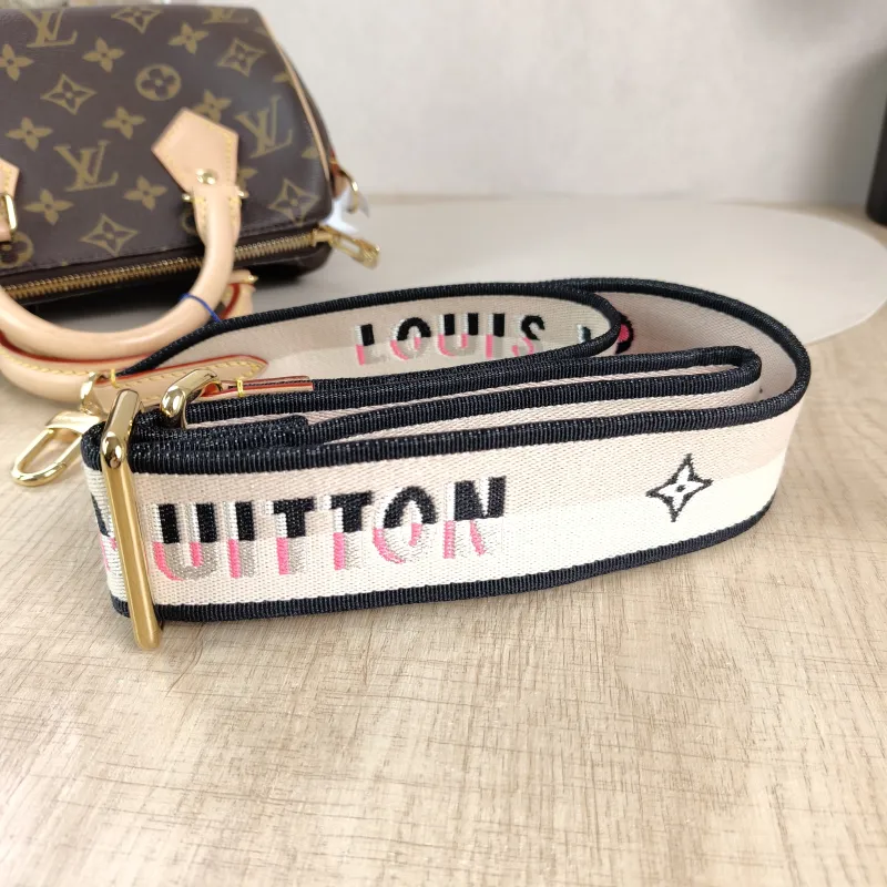 Louis Vuitton Crossbody Bag Speedy20 Shoulder Strap PVC Small20.5 × 12 × 13.5 cm — detail view 9 of 11