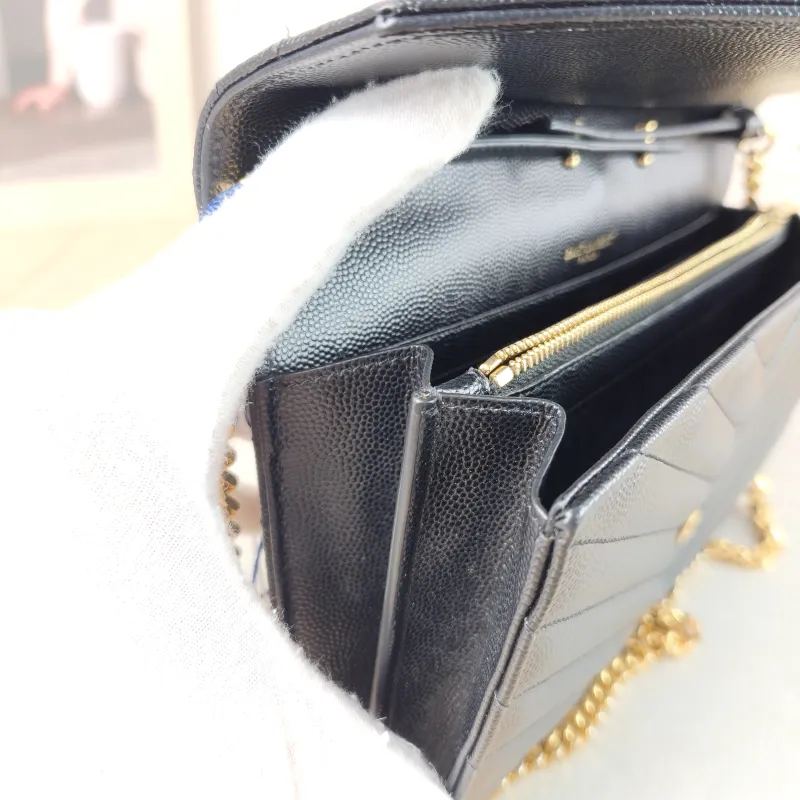 SAINT LAURENT Crossbody Bag CASSANDRE ENVELOPE Black Calfskin One Size 22.5 × 4 × 14 cm — detail view 2 of 13