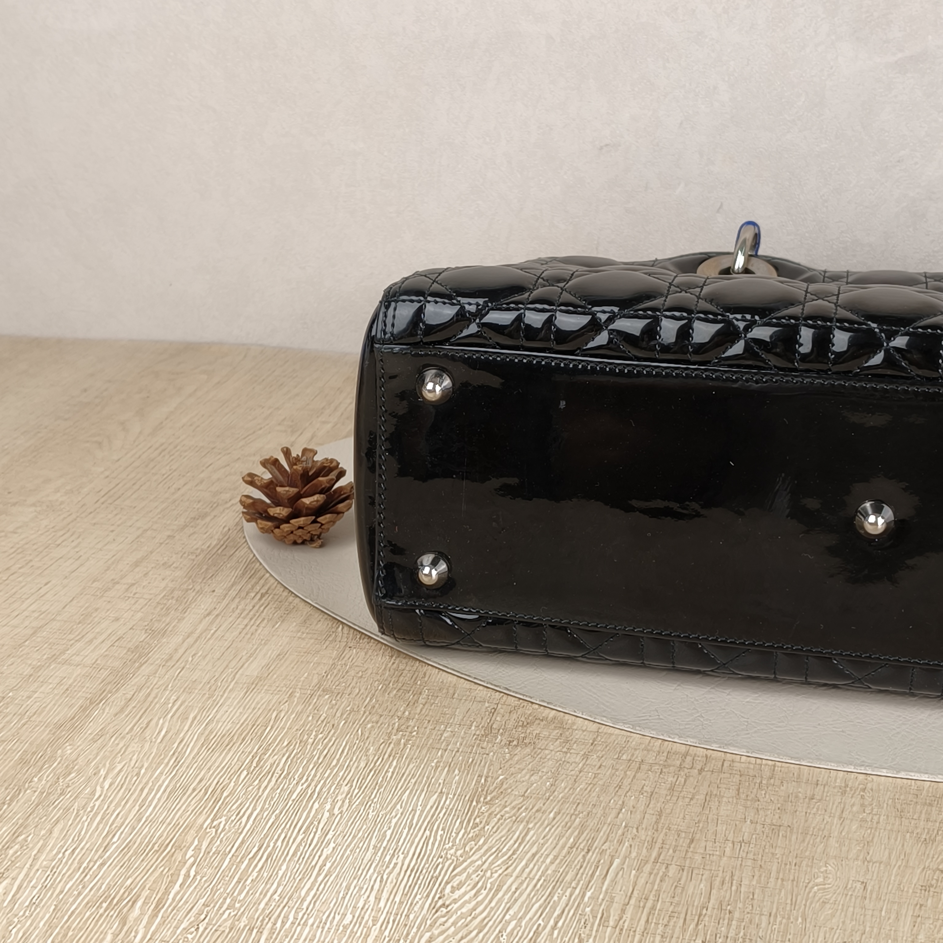 DIOR Lady Lady Dior Bag Large Black Patent Leather · Shoulder Strap · 32 × 11 × 25 cm — cover view 4 of 8