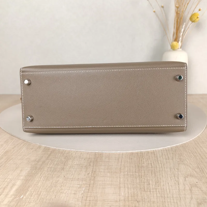 Hermès Shoulder Bag Kelly 28 Silver-Tone Hardware18 Epsom Calfskin Medium28 × 10 × 22 cm — cover view 5 of 5