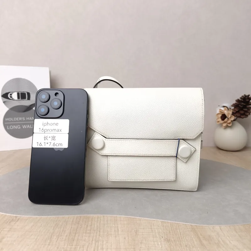 Hermès Crossbody Bag Twins 10 Evercolor Calfskin One Size 18 × 6 × 16 cm D — cover view 2 of 5