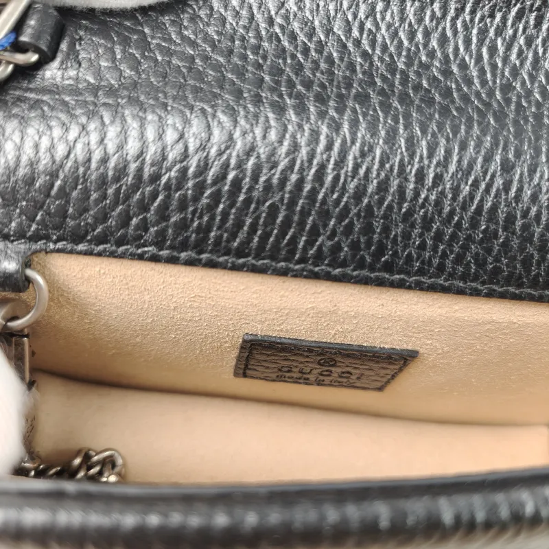 GUCCI Crossbody Bag Dionysus Black Calfskin Mini 16.5 × 4.5 × 10 cm — detail view 6 of 13