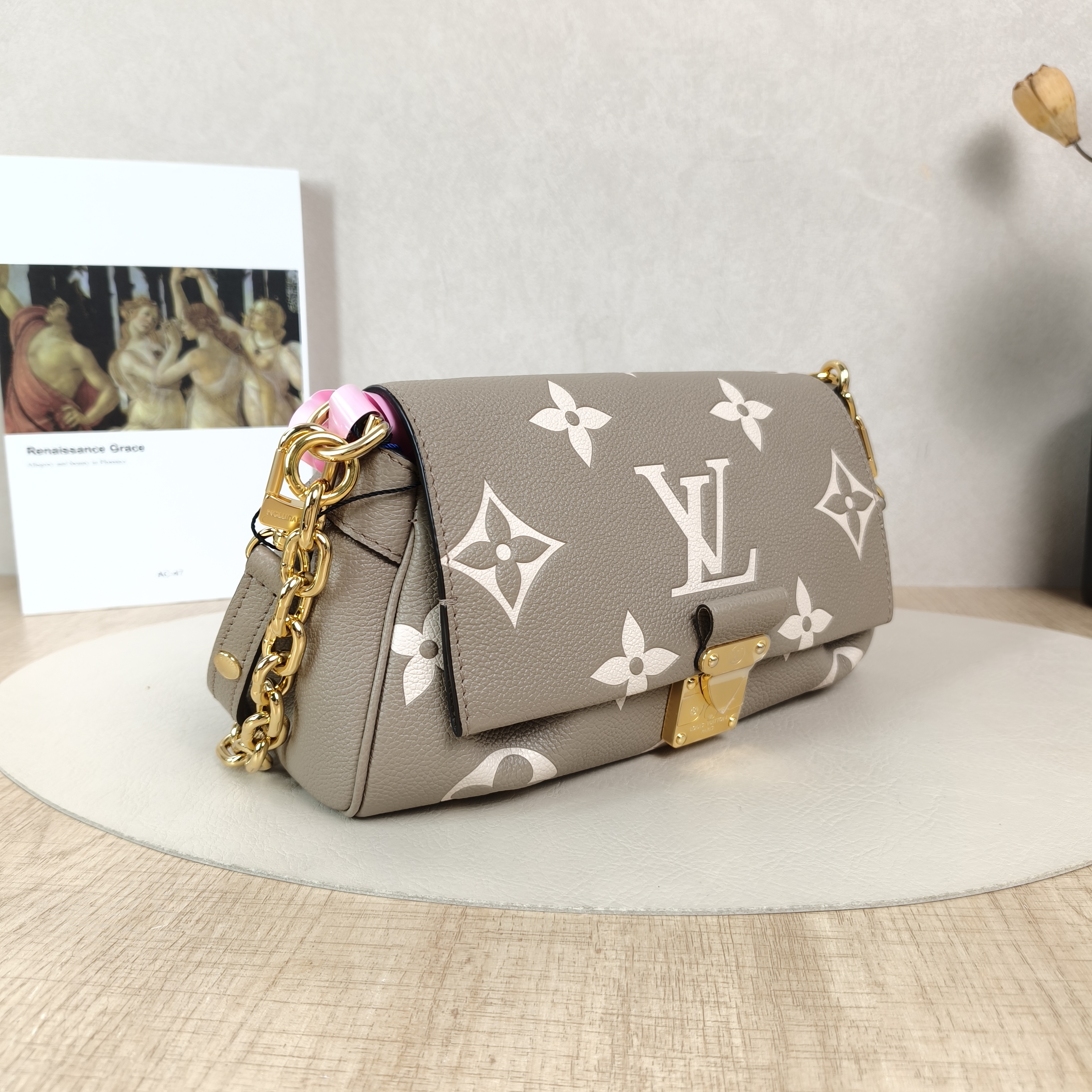 Louis Vuitton Crossbody Bag Favorite Empreinte Embossed Calfskin Monogram Medium24 × 9 × 14 cm — cover view 4 of 5