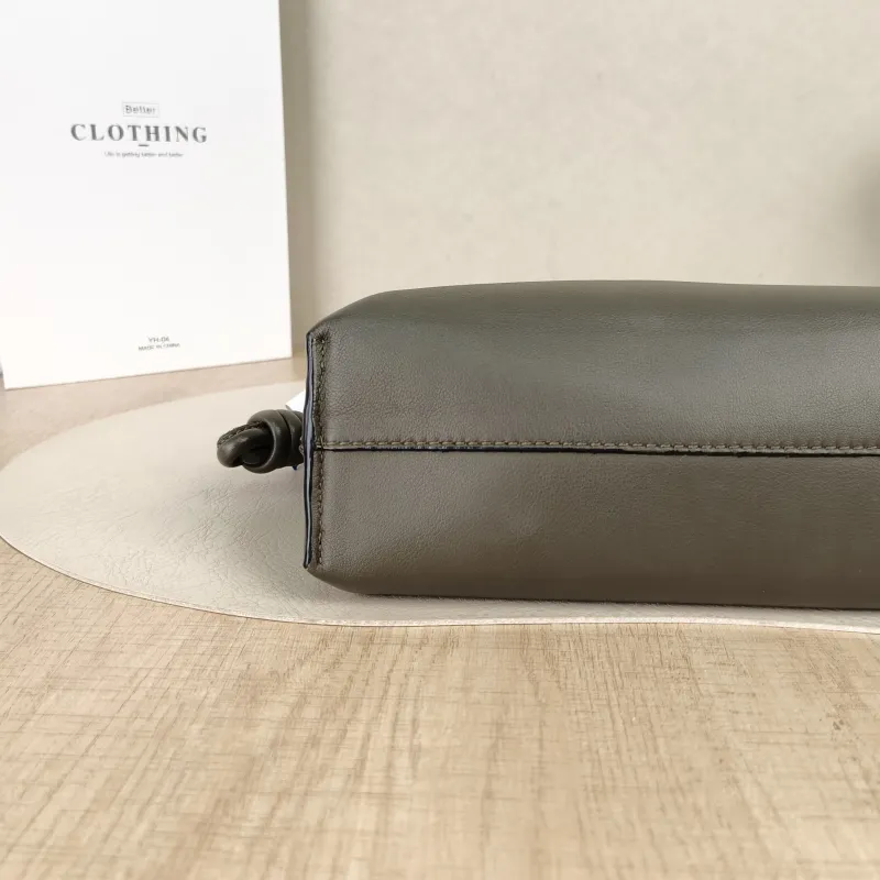 LOEWE Crossbody Bag Flamenco Calfskinmini24 × 9 × 18 cm — detail view 11 of 13