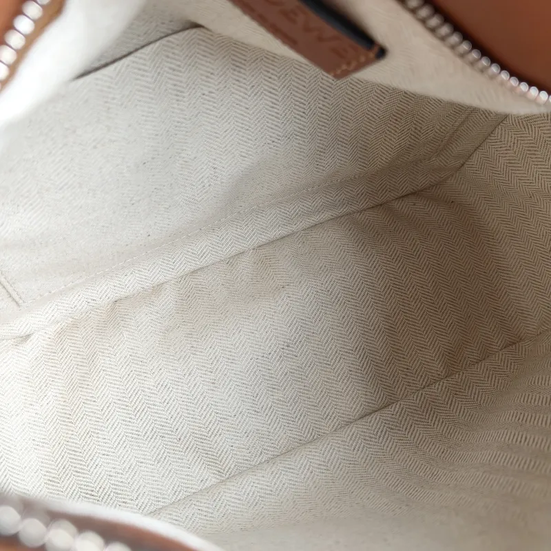 LOEWE Crossbody Bag Puzzle Caramel CC alfskin Small 24 × 10.5 × 16.5 cm — detail view 9 of 13