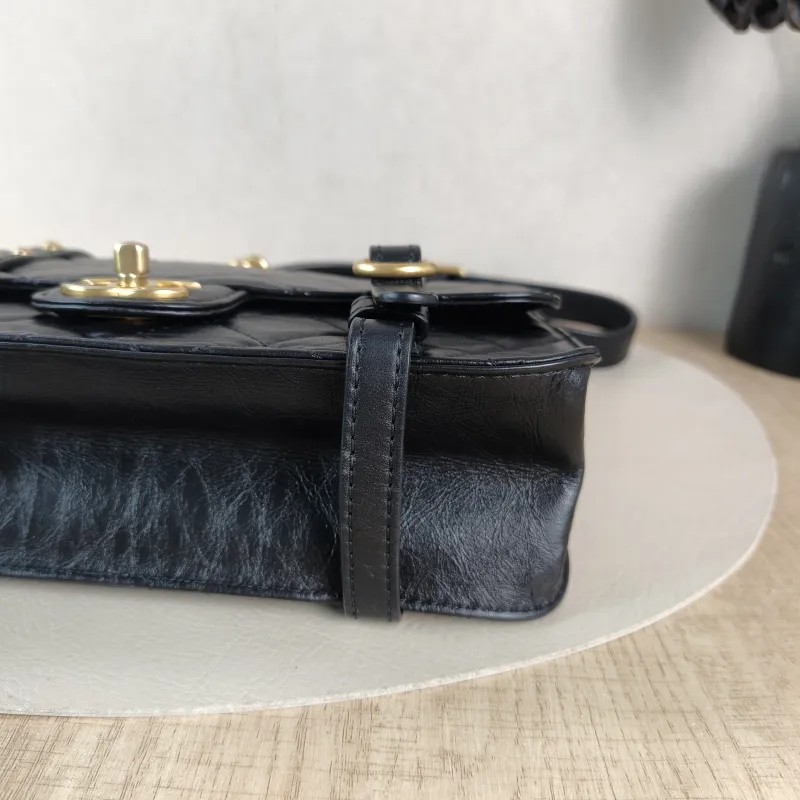 Chanel Crossbody Bag Messenger Bag Black Calfskin One Size 24.5 × 8 × 16.5 cm — detail view 7 of 13