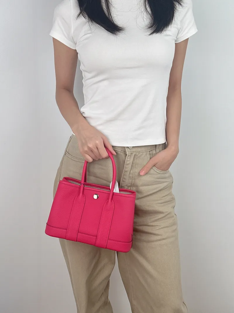 Hermès Top Handle Bag Neo Garden 23 Mini OD Rose Mexico Negonda Calfskin Mini 23 × 10 × 16 cm K — on-model view 1 of 2