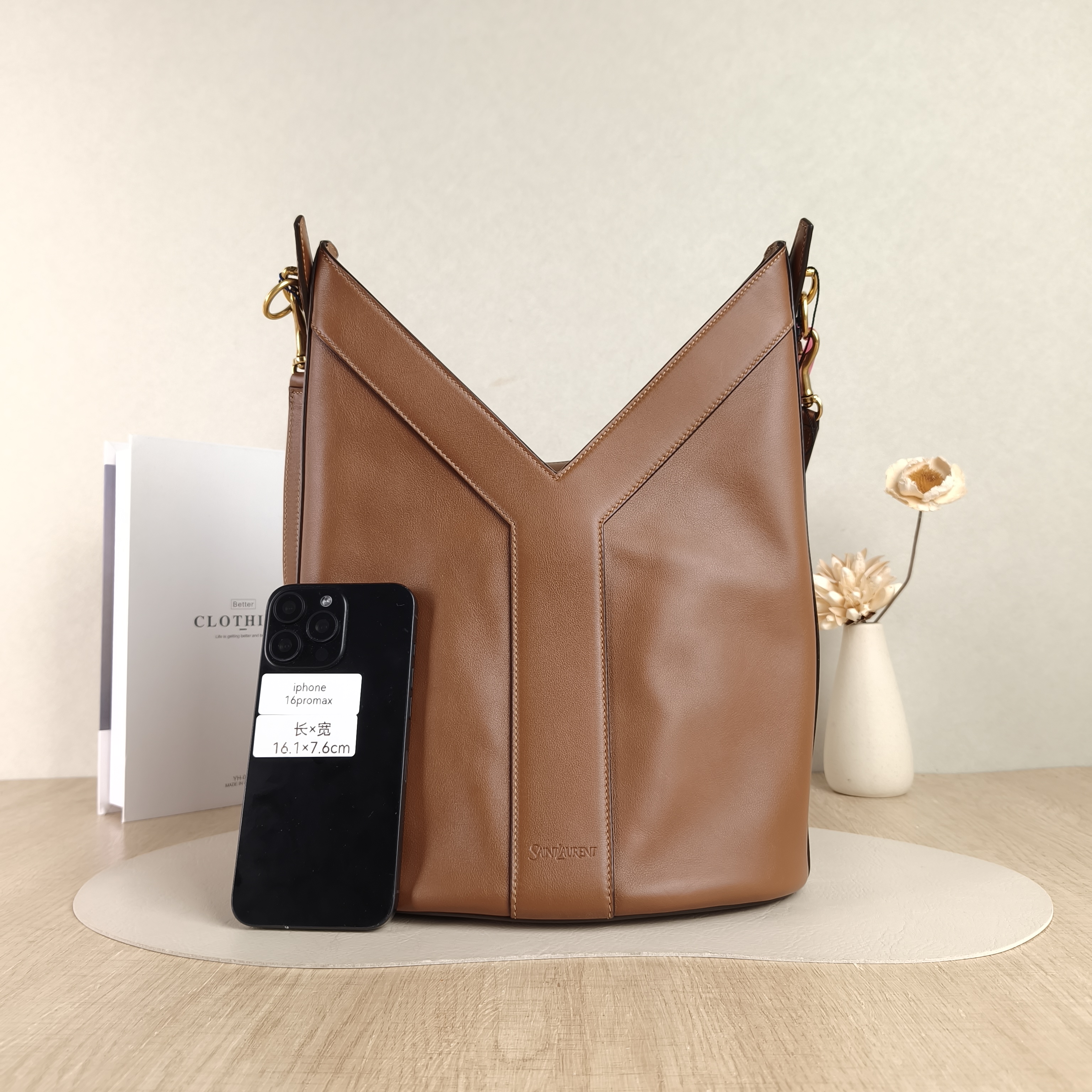 SAINT LAURENT Crossbody Bag Y Bucket Bucket Bag Brown Calfskin One Size25 × 15 × 34 cm — cover view 4 of 5